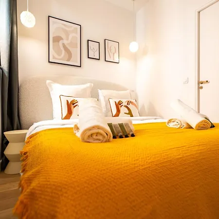 Wonderful Flat In The Marais Parigi